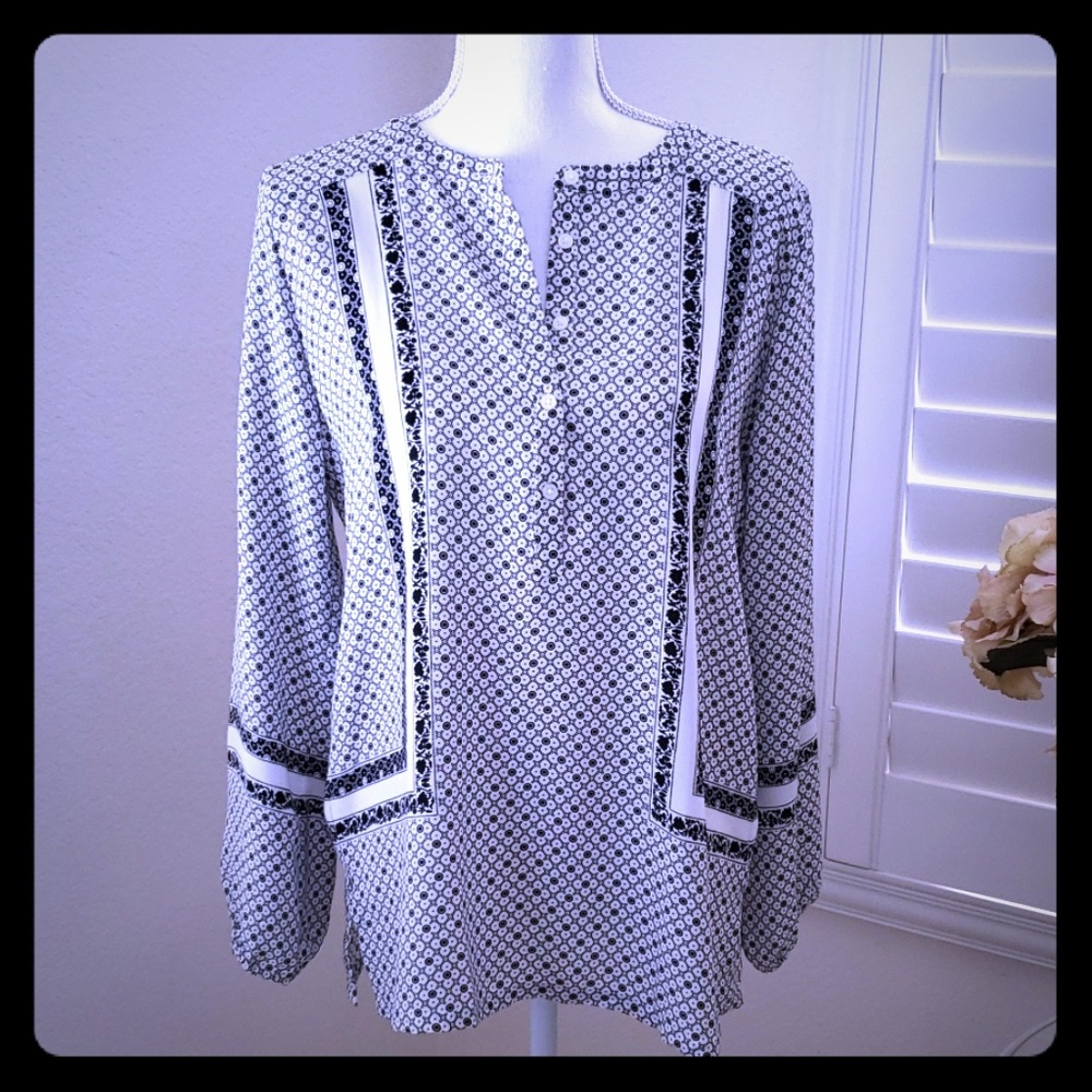 NWT Loft White/Black Print Long Sleeve Shirt